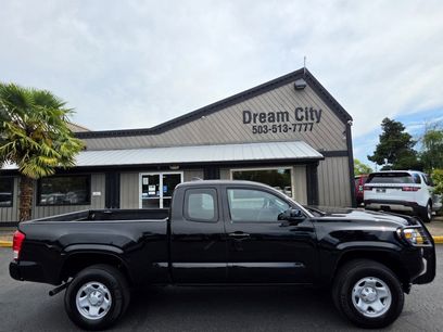 Used 2017 Toyota Tacoma SR w/ SR Convenience Package