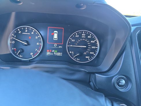 Used 2025 Subaru Forester Touring image 18