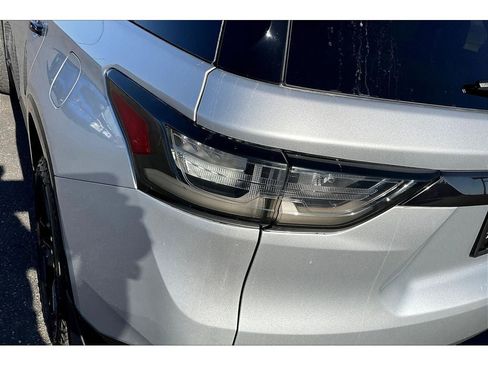 Used 2018 Chevrolet Traverse Premier w/ Redline Edition image 30