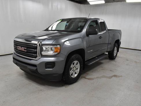 Used 2018 GMC Canyon 4x4 Extended Cab w/ Trailering Package image 2