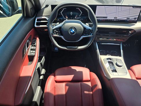 Used 2025 BMW 330i Sedan RWD image 17