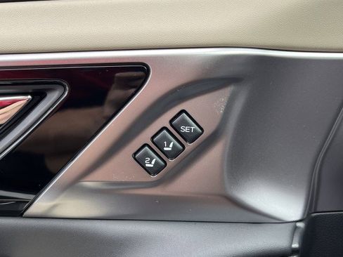 Certified 2025 Subaru Outback Limited image 21