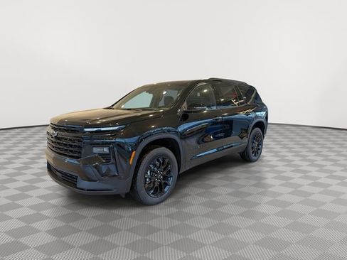 New 2026 Chevrolet Traverse LT w/ Midnight/Sport Edition FWD image 5