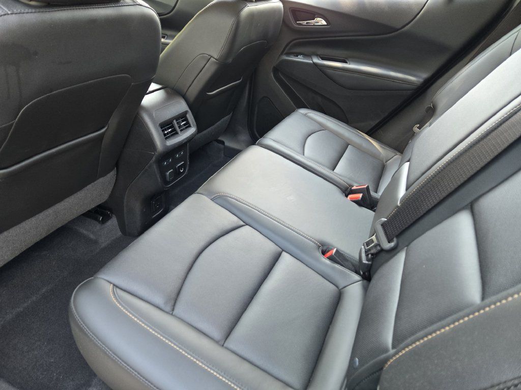 Used 2018 Chevrolet Equinox Premier AWD/4WD image 36