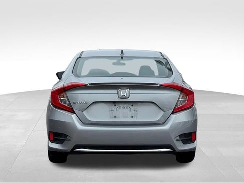 Used 2019 Honda Civic EX image 8