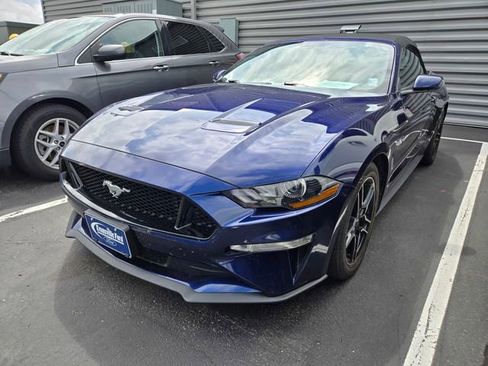 Used 2020 Ford Mustang GT Premium RWD image 3