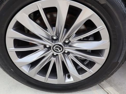 Used 2024 MAZDA CX-90 Plug-In Hybrid w/ Preferred AWD/4WD image 50