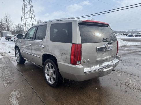 Used 2009 Cadillac Escalade Base 4dr Hybrid SUV image 31