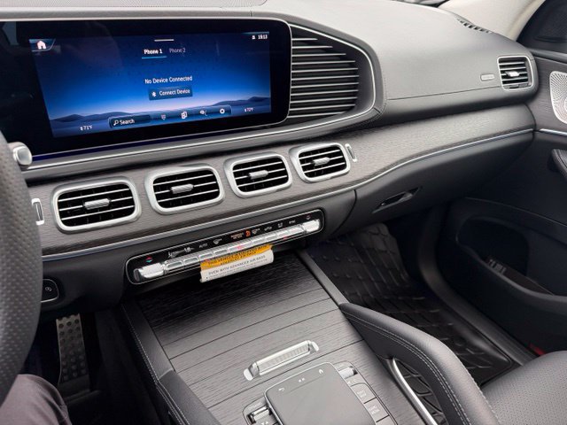 New 2026 Mercedes-Benz GLS 450 4MATIC image 23