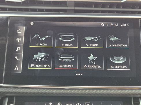 Used 2023 Audi RS Q8 w/ Black Optic Package image 18