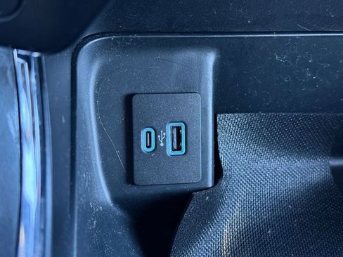 Used 2023 Ford F150 XLT w/ Equipment Group 302A High image 13