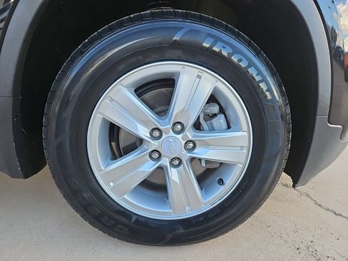 Used 2019 Chevrolet Trax LT FWD image 10