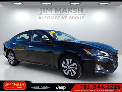 Used 2025 Nissan Altima 2.5 S image 1