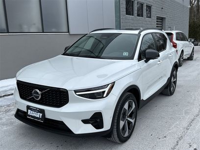 New 2026 Volvo XC40 B5 Plus w/ Protection Package Premier