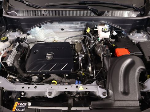 Used 2025 Buick Encore GX Sport Touring w/ Advanced Technology Package image 19