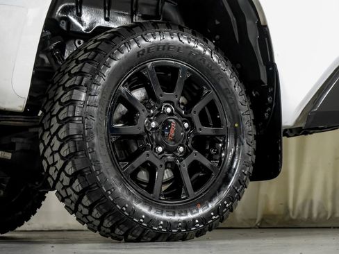 Used 2020 Toyota Tundra SR image 49