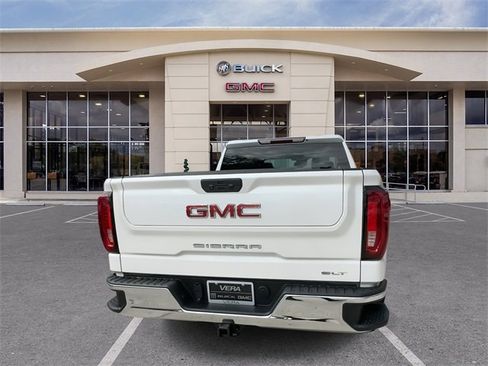 Used 2022 GMC Sierra 1500 SLT w/ SLT Convenience Package image 12