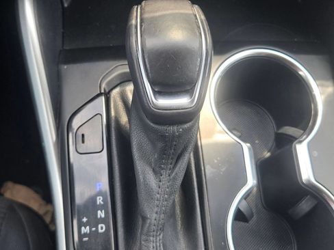 Used 2021 Toyota Highlander LE FWD image 27
