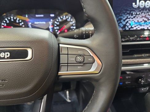 Used 2022 Jeep Compass Latitude image 22