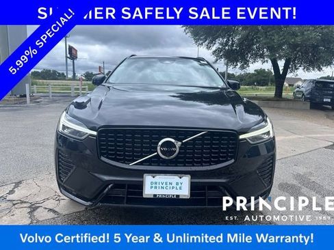 Certified 2023 Volvo XC60 B5 Ultimate w/ Protection Package Premier FWD image 3