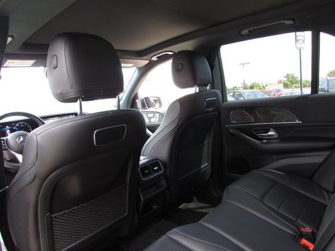 Used 2020 Mercedes-Benz GLE 450 4MATIC w/ MBUX Technology Package image 27