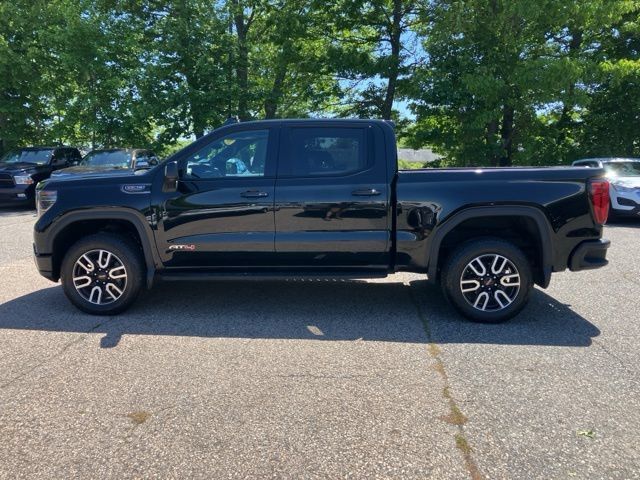 Used 2024 GMC Sierra 1500 AT4 w/ Technology Package AWD/4WD image 2