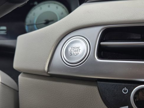 Used 2024 Hyundai Palisade Limited image 23