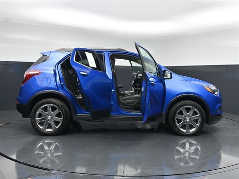 Used 2018 Buick Encore Premium w/ Experience Buick Package AWD/4WD image 39