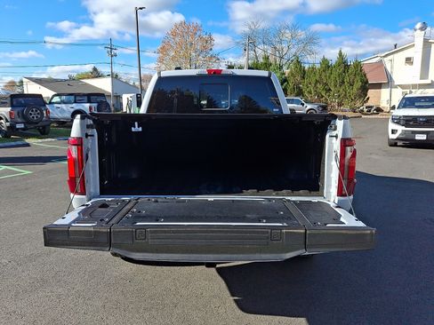 Certified 2025 Ford F150 Platinum w/ Equipment Group 702A High AWD/4WD image 30