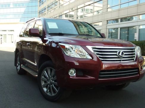 Used 2011 Lexus LX 570 4WD w/ Luxury Pkg image 1