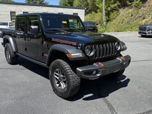 Used 2024 Jeep Gladiator Mojave w/ Safety Group AWD/4WD image 1