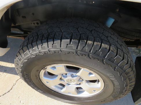 Used 2008 Toyota Tacoma PreRunner RWD image 26