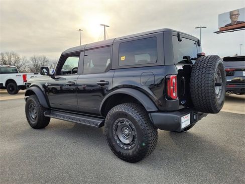 Used 2025 Ford Bronco Outer Banks w/ Sasquatch Package image 8