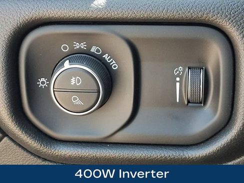 Used 2025 RAM 1500 Tradesman w/ Night Edition AWD/4WD image 9
