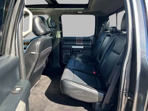 Used 2017 Ford F150 Lariat w/ Equipment Group 502A Luxury AWD/4WD image 12