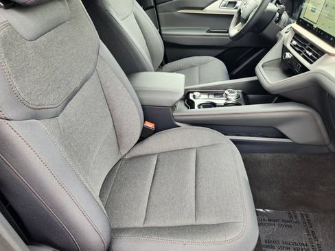 New 2026 Ford Explorer Active RWD image 14