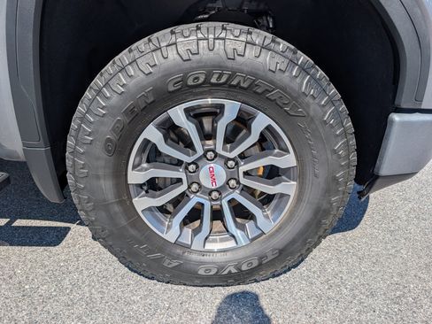 Used 2020 GMC Sierra 1500 AT4 image 9