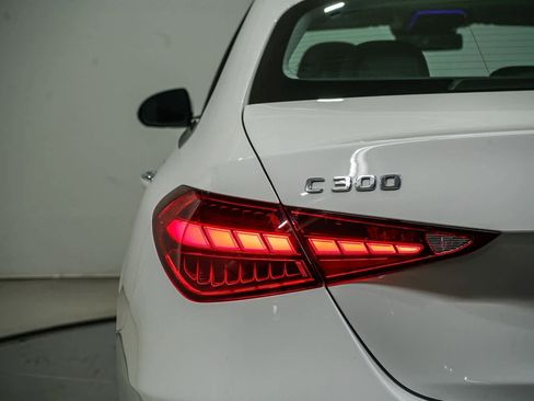 Used 2023 Mercedes-Benz C 300 Sedan image 9