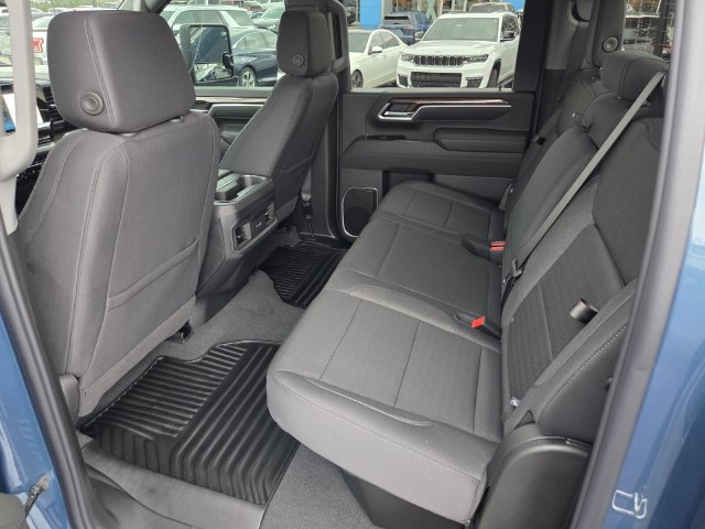 New 2026 Chevrolet Silverado 2500 LT w/ All Star Edition AWD/4WD image 7