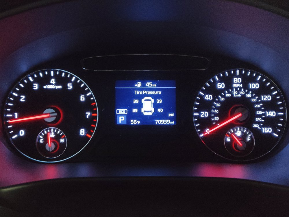 Used 2020 Kia Sorento LX FWD image 23