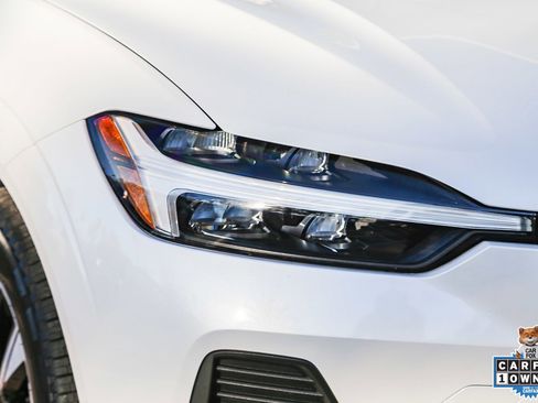 Used 2023 Volvo XC60 B5 Core w/ Protection Package image 2