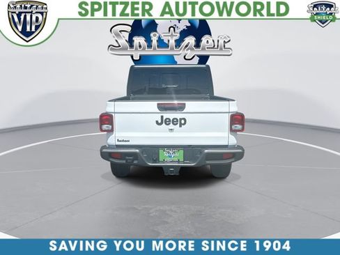 Used 2023 Jeep Gladiator Sport AWD/4WD image 8