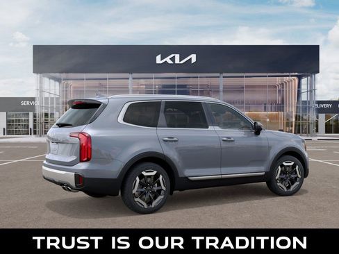 New 2025 Kia Telluride S image 6