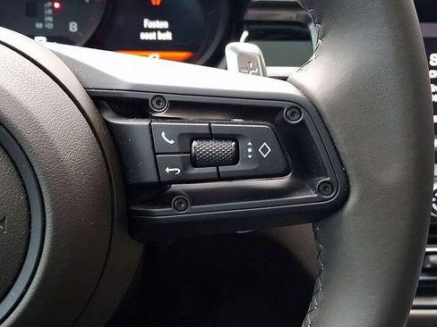 Certified 2023 Porsche Macan image 29