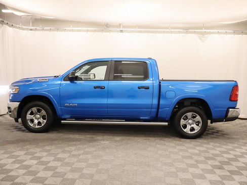 Used 2025 RAM 1500 Big Horn AWD/4WD image 2