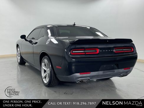 Used 2015 Dodge Challenger R/T w/ Quick Order Package 28B R/T image 8