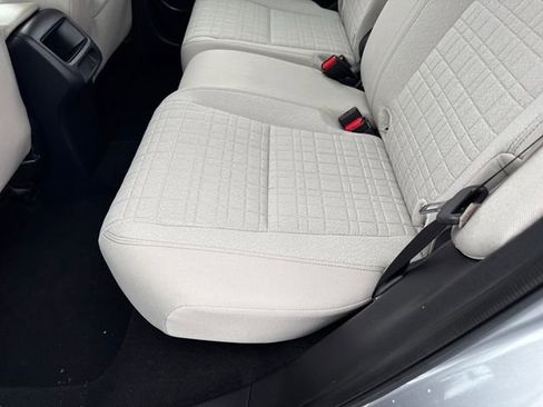 Used 2024 Honda HR-V LX image 17