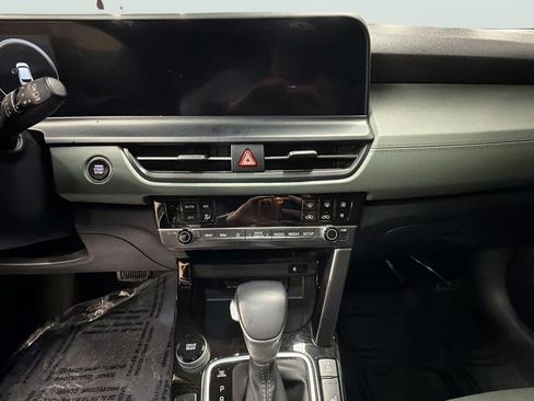 Used 2024 Kia Seltos SX image 10
