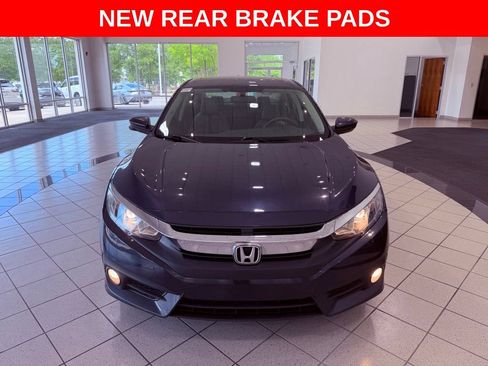 Used 2017 Honda Civic EX-T image 2