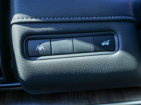 New 2026 Nissan Armada SL w/ Captain's Chari Seat Package image 15